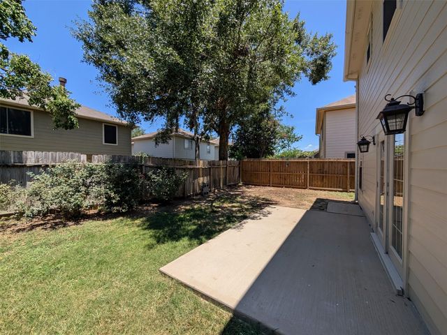 11726 Rolling Stream Drive, Tomball, TX 77375