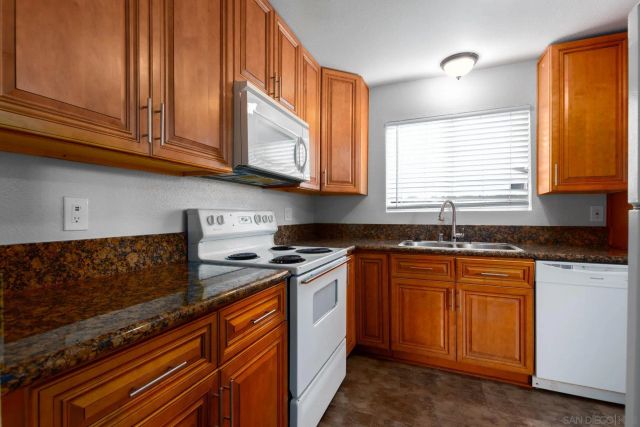 1811 E Grand Ave 175, Escondido, CA 92027