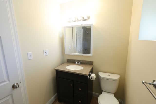 6157 W Belmont Avenue 1F, Chicago, IL 60634