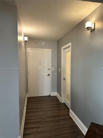 2333 Brickell Ave 2116, Miami, FL 33129