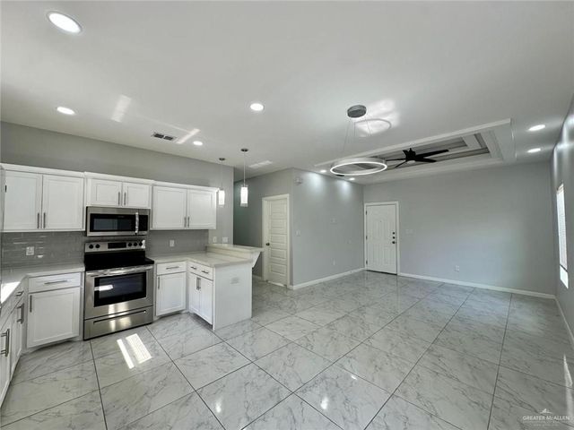 3305 S Colt Lane, Edinburg, TX 78539