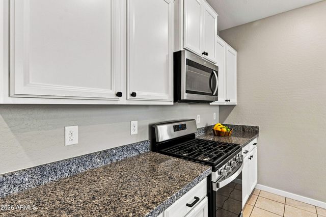 3806 E ARCHER Drive, San Tan Valley, AZ 85140