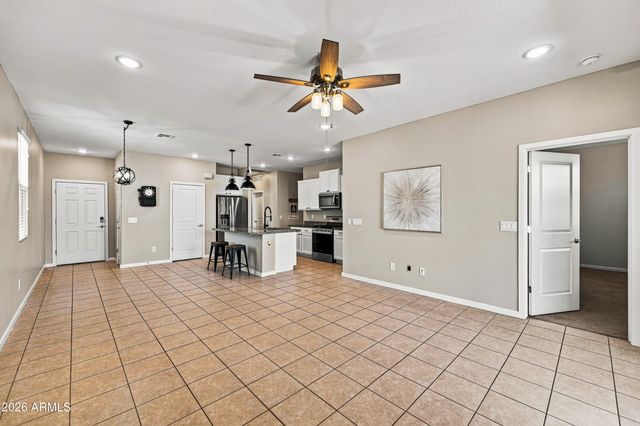 3806 E ARCHER Drive, San Tan Valley, AZ 85140