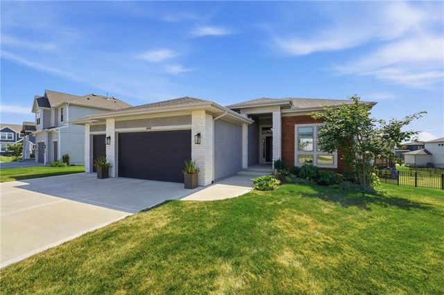13405 W 177th Street, Overland Park, KS 66013