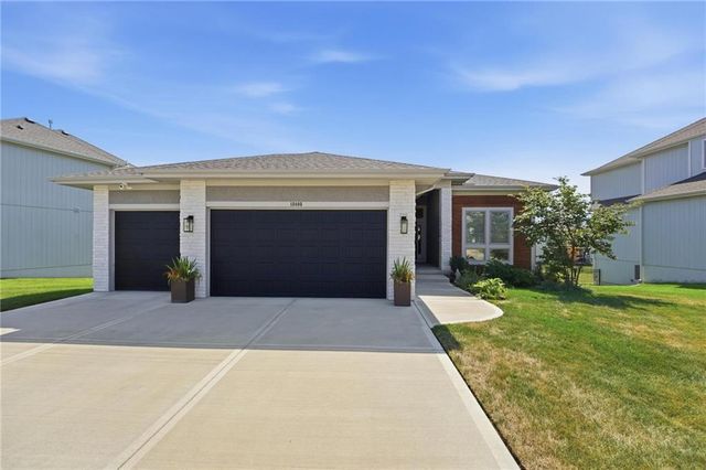 13405 W 177th Street, Overland Park, KS 66013
