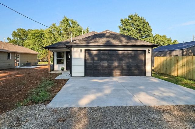 711 N Washington, El Dorado, KS 67042