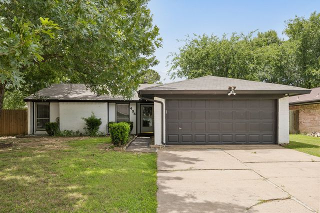 434 Stonehenge Drive, Arlington, TX 76014