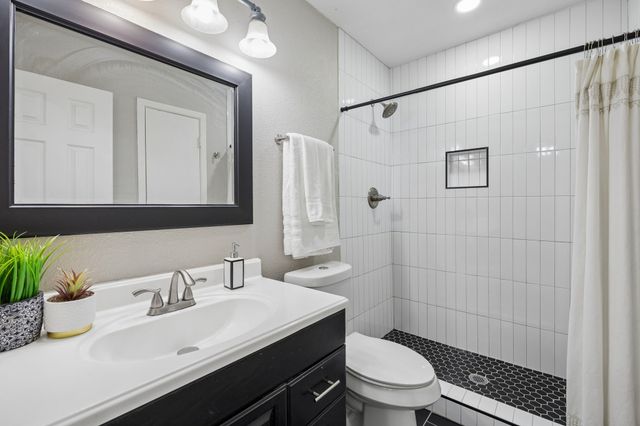 434 Stonehenge Drive, Arlington, TX 76014