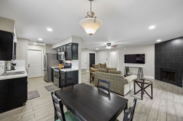 434 Stonehenge Drive, Arlington, TX 76014