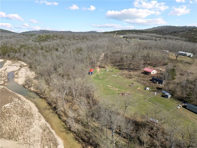 75 Meadow Ridge Lane, Harrison, AR 72662