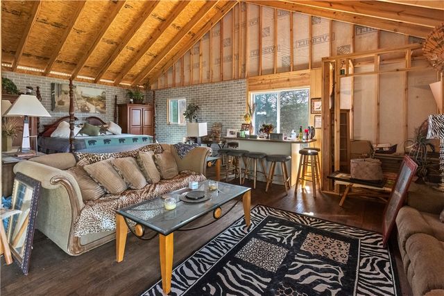 75 Meadow Ridge Lane, Harrison, AR 72662