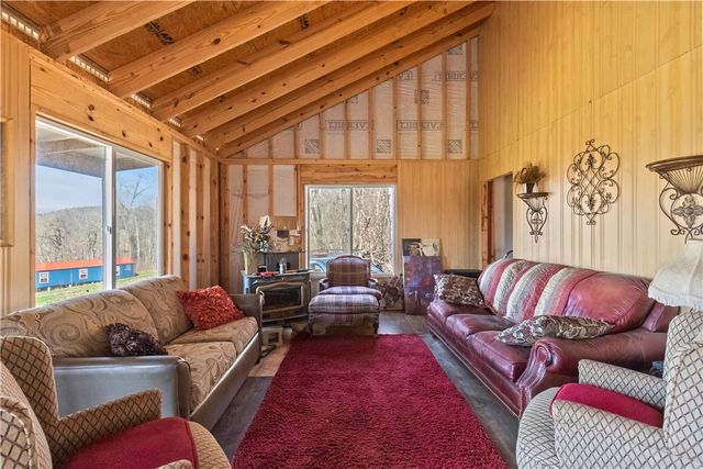 75 Meadow Ridge Lane, Harrison, AR 72662