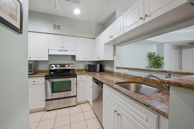 3221 Tuscany Way 3221, Boynton Beach, FL 33435