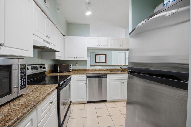 3221 Tuscany Way 3221, Boynton Beach, FL 33435