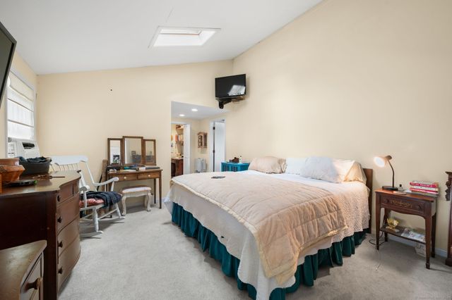 23 Central Avenue, East Lyme, CT 06357