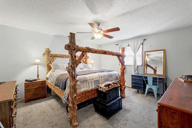 103 W Rockwood, Mulvane, KS 67110