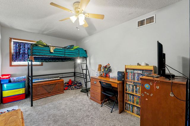 103 W Rockwood, Mulvane, KS 67110