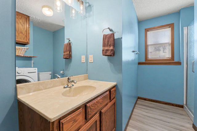 103 W Rockwood, Mulvane, KS 67110