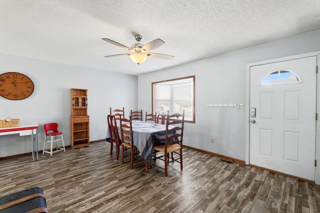 103 W Rockwood, Mulvane, KS 67110