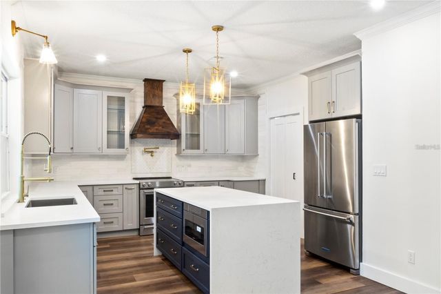 1368 HIBISCUS AVENUE, Winter Park, FL 32789