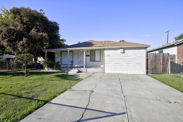 2533 Oxford Way, Stockton, CA 95204