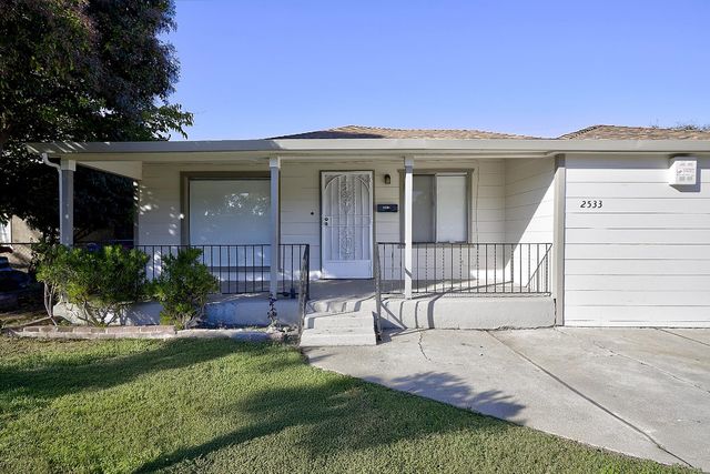 2533 Oxford Way, Stockton, CA 95204