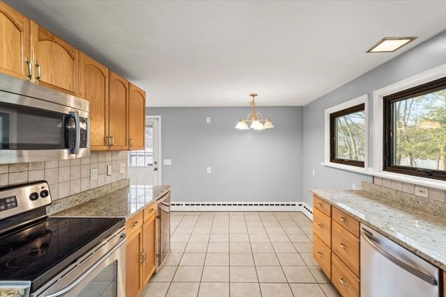 210 Parker Ave, Holden, MA 01520