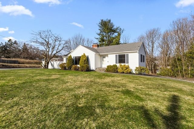 210 Parker Ave, Holden, MA 01520