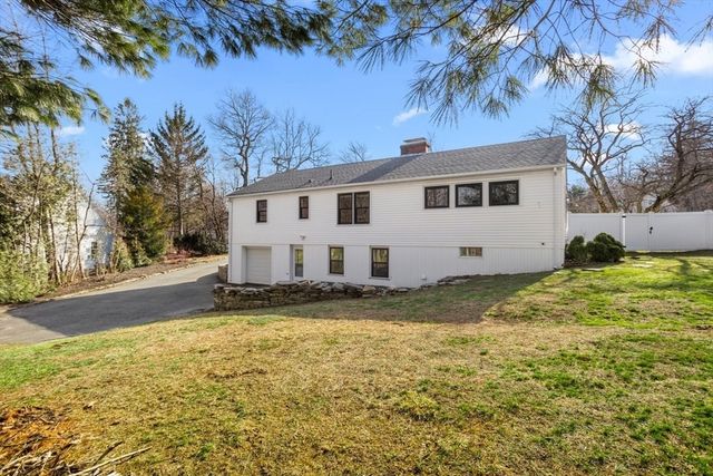 210 Parker Ave, Holden, MA 01520