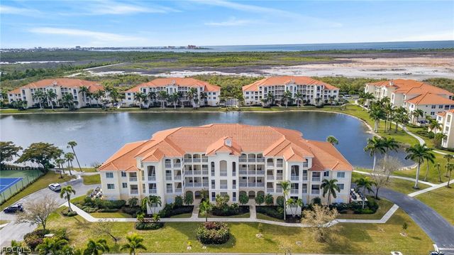 20011 Sanibel View CIR 206, Fort Myers, FL 33908