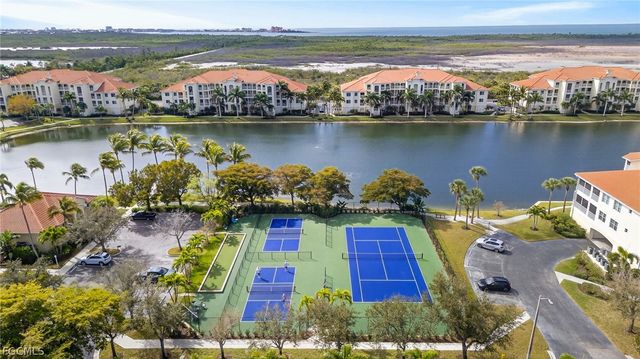 20011 Sanibel View CIR 206, Fort Myers, FL 33908