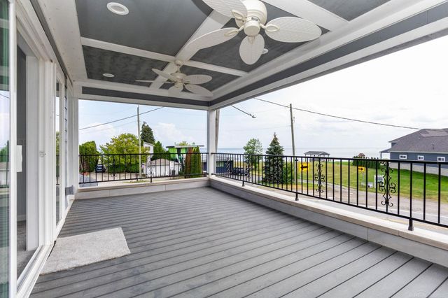 37235 Jefferson Avenue, Harrison Twp, MI 48045