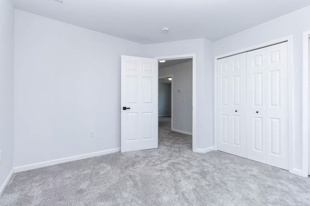 37235 Jefferson Avenue, Harrison Twp, MI 48045