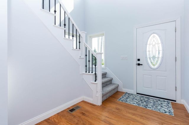 37235 Jefferson Avenue, Harrison Twp, MI 48045