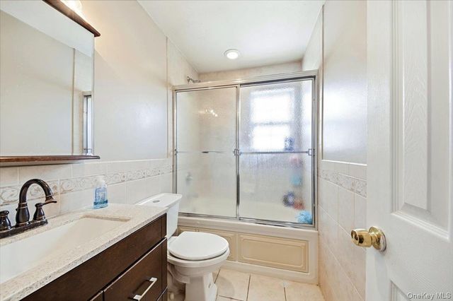 126 Mermaid Lane, Bronx, NY 10473