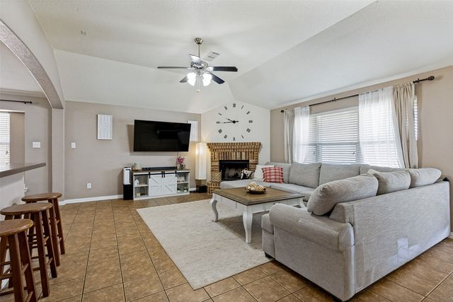 6961 Big Wichita Drive, Fort Worth, TX 76179