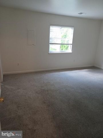 7204 SUNRISE CT, Warrenton, VA 20187