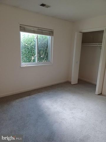 7204 SUNRISE CT, Warrenton, VA 20187