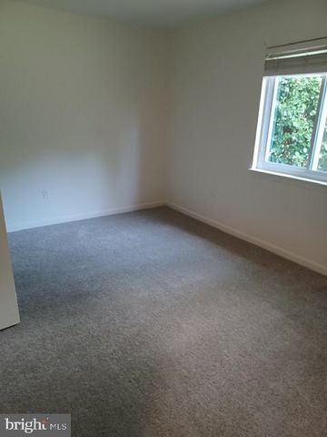 7204 SUNRISE CT, Warrenton, VA 20187