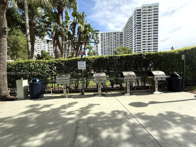 2500 Parkview Drive 616, Hallandale Beach, FL 33009
