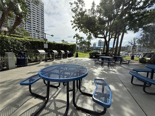 2500 Parkview Drive 616, Hallandale Beach, FL 33009