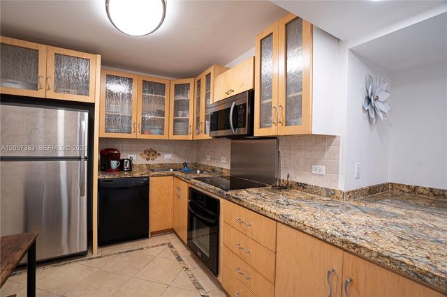 2500 Parkview Drive 616, Hallandale Beach, FL 33009