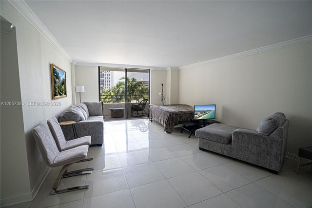 2500 Parkview Drive 616, Hallandale Beach, FL 33009