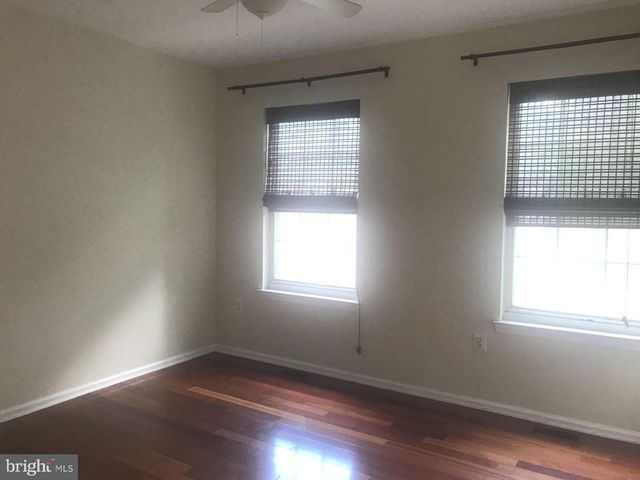 301 DEER RUN CT, Pennington, NJ 08534