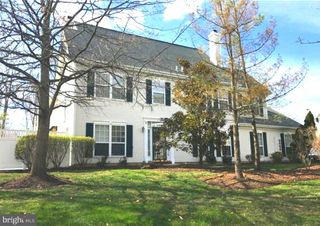 301 DEER RUN CT, Pennington, NJ 08534