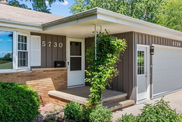 5730 W SANDRA DRIVE, Appleton, WI 54913