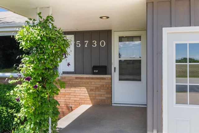5730 W SANDRA DRIVE, Appleton, WI 54913