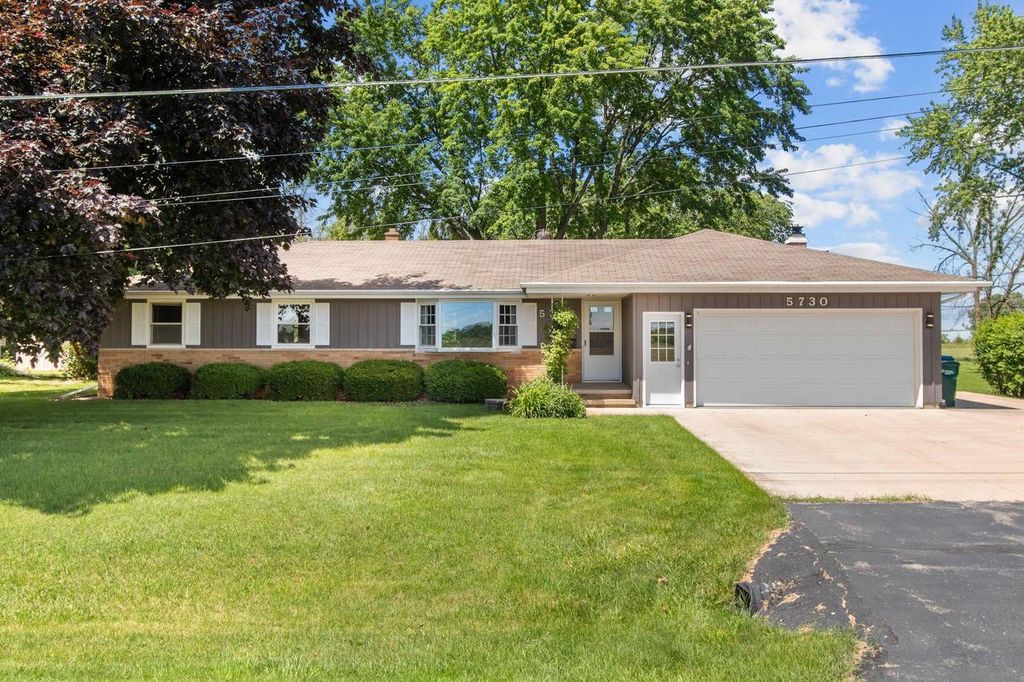 5730 W SANDRA DRIVE, Appleton, WI 54913