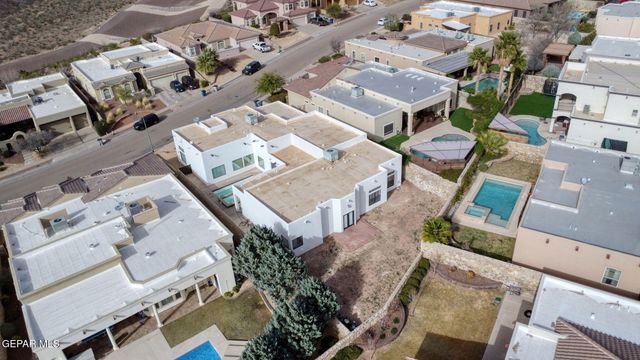 6252 Franklin Hawk Avenue, El Paso, TX 79912