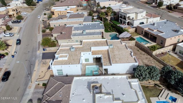 6252 Franklin Hawk Avenue, El Paso, TX 79912